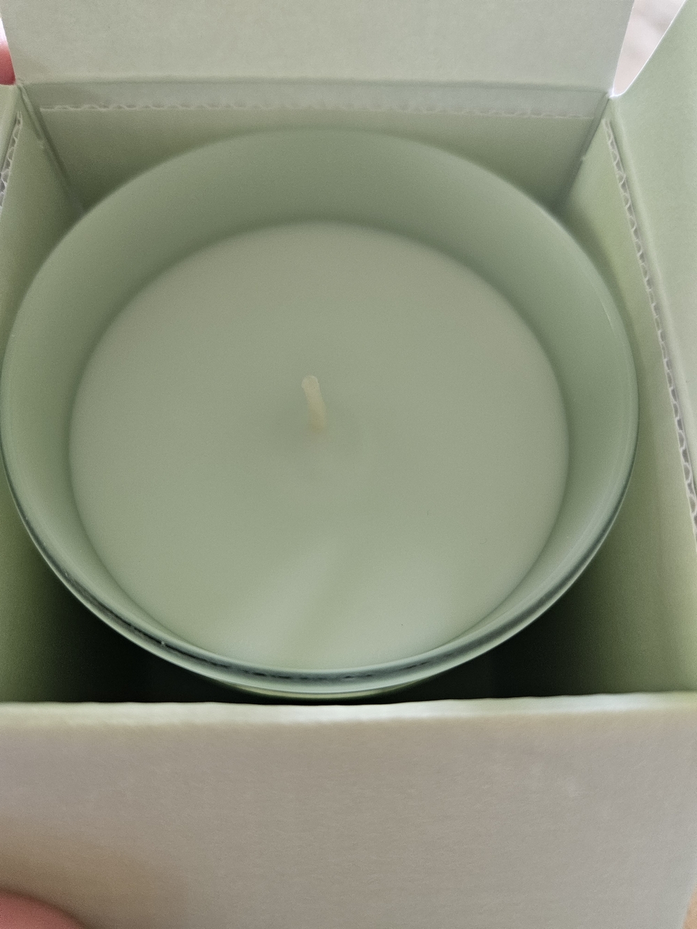 Prada Infusions De Prada Infusion de Cèdre Scented Candle - Pale Mint - Picture 4 of 7